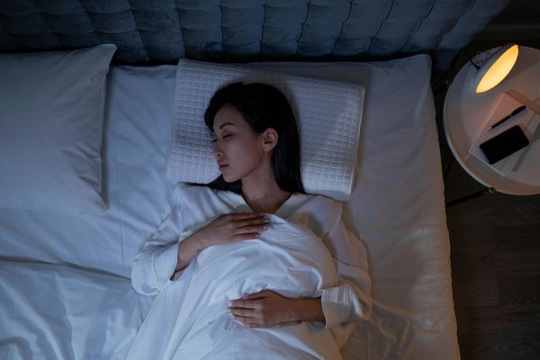 L'oreiller ergonomique cervical : sommeil réparateur et confort optimal